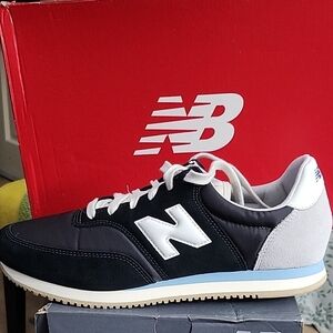 New Balance Comp 100 Men's Black and Gray Sneakers. Used 2 times as pics show.